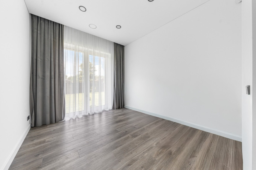 Parduodamas namas Beržyno g., Raudondvario k., Vilniaus r. sav., 139.35 m2 ploto, 1 aukštai 28