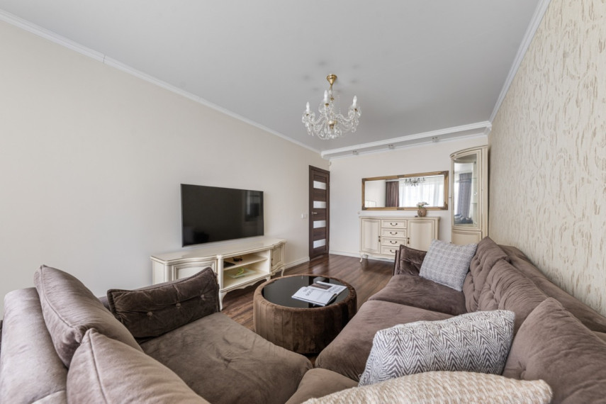 Nuomojamas butas Šviesos g., Vilniaus m., Vilniaus m. sav., 46.11 m2 ploto, 2 kambariai 1
