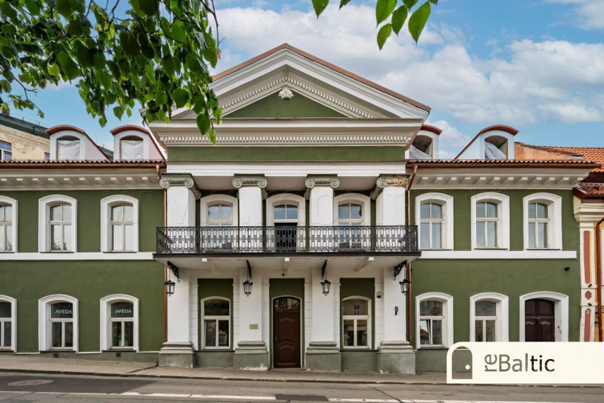 Parduodamas butas Visų Šventųjų g., Vilniaus m., Vilniaus m. sav., 310 m2 ploto, 5 kambariai 1