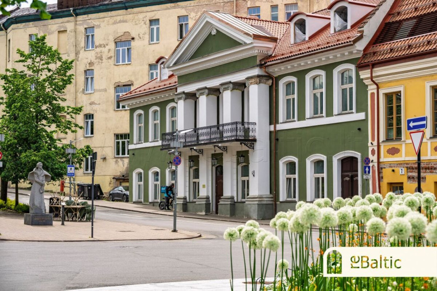 Parduodamas butas Visų Šventųjų g., Vilniaus m., Vilniaus m. sav., 310 m2 ploto, 5 kambariai 13