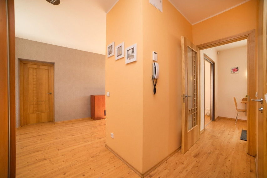 Nuomojamas butas S. Žukausko g., Šiaurės miestelis, Vilniaus m., Vilniaus m. sav., 50 m2 ploto, 2 kambariai 19