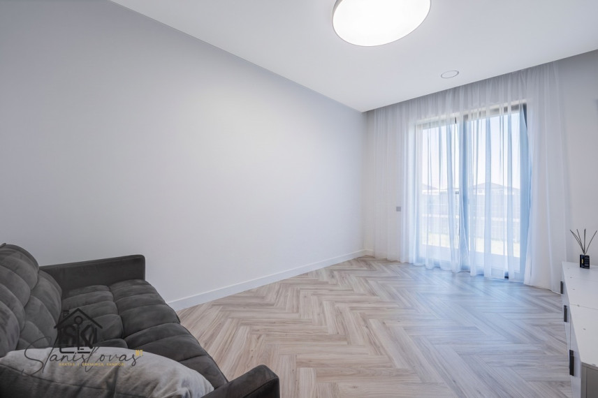 PARDUODAMAS MODERNIAI ĮRENGTAS VIENO AUKŠTO NAMAS KLIPŠČIUOSE, LAZDYNŲ G. 5 23