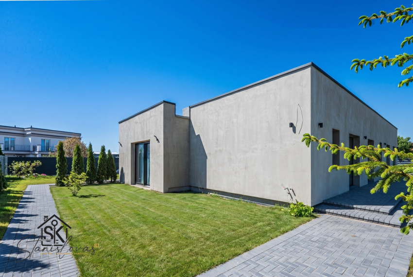 PARDUODAMAS MODERNIAI ĮRENGTAS VIENO AUKŠTO NAMAS KLIPŠČIUOSE, LAZDYNŲ G. 5 33