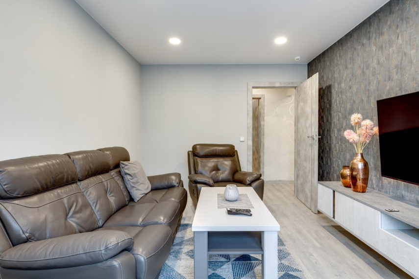 Parduodamas butas Mažeikių r. sav., Mažeikių m.,  Žemaitijos g., 44.84 m2 ploto, 2 kambariai 4