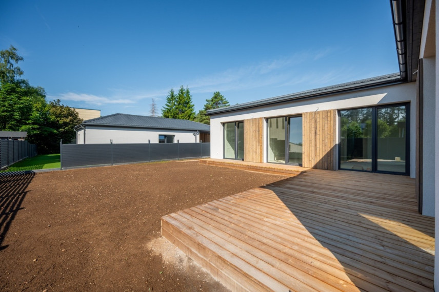 Parduodamas namas Smėlynės Sodų 3-ioji g., Vilniaus m., Vilniaus m. sav., 148 m2 ploto, 1 aukštai 4