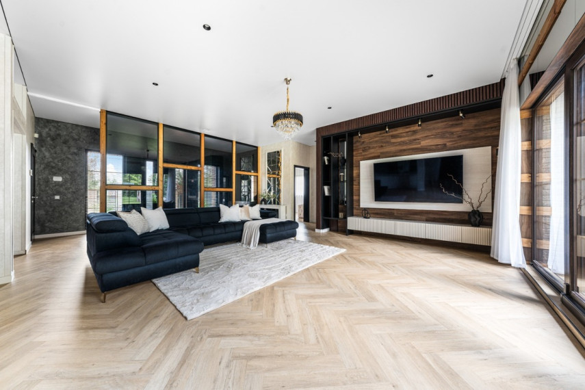 Parduodamas namas Vilniaus r. sav., Raudondvario k., Beržyno, 212.26 m2 ploto, 1 aukštai 40