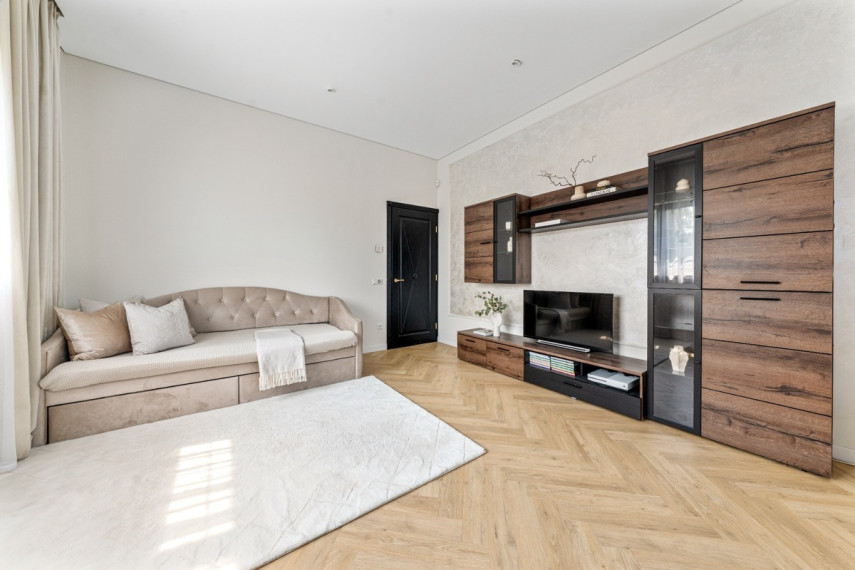 Parduodamas namas Vilniaus r. sav., Raudondvario k., Beržyno, 212.26 m2 ploto, 1 aukštai 47