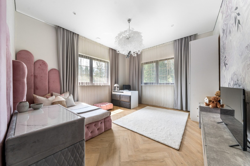 Parduodamas namas Vilniaus r. sav., Raudondvario k., Beržyno, 212.26 m2 ploto, 1 aukštai 51