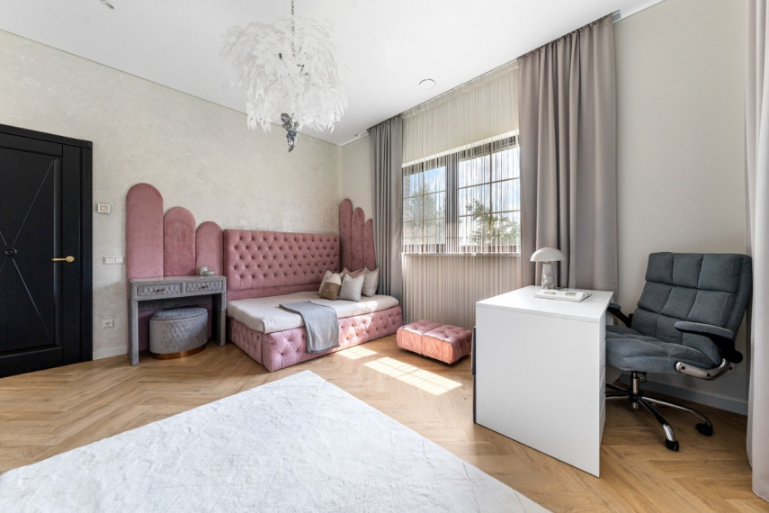 Parduodamas namas Vilniaus r. sav., Raudondvario k., Beržyno, 212.26 m2 ploto, 1 aukštai 52