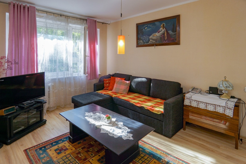 Parduodamas butas Statybininkų g., Panevėžio m., Panevėžio m. sav., 52.3 m2 ploto, 2 kambariai 9