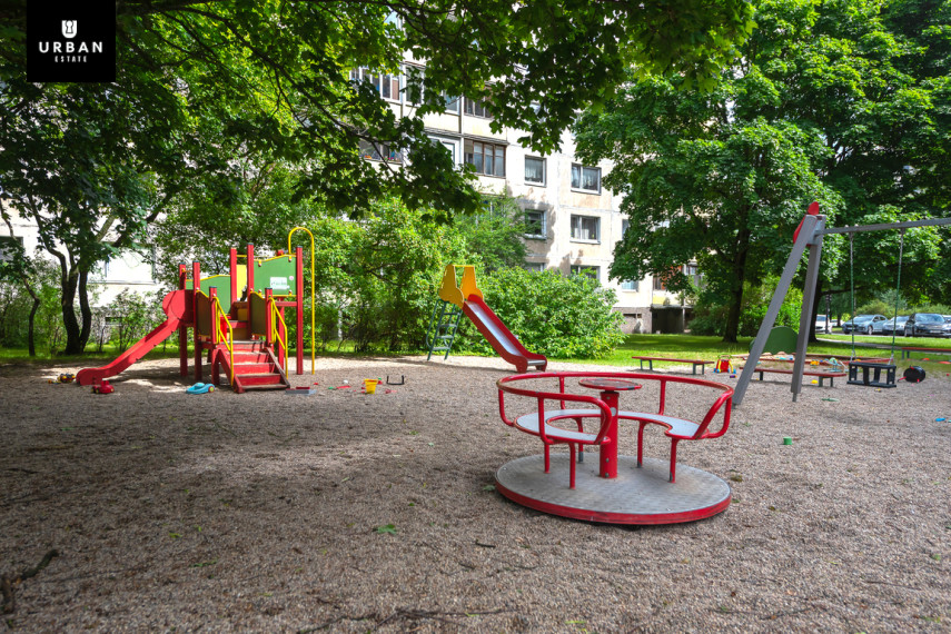 Parduodamas butas Architektų g., Lazdynuose, Vilnius, 32 kv.m ploto 33