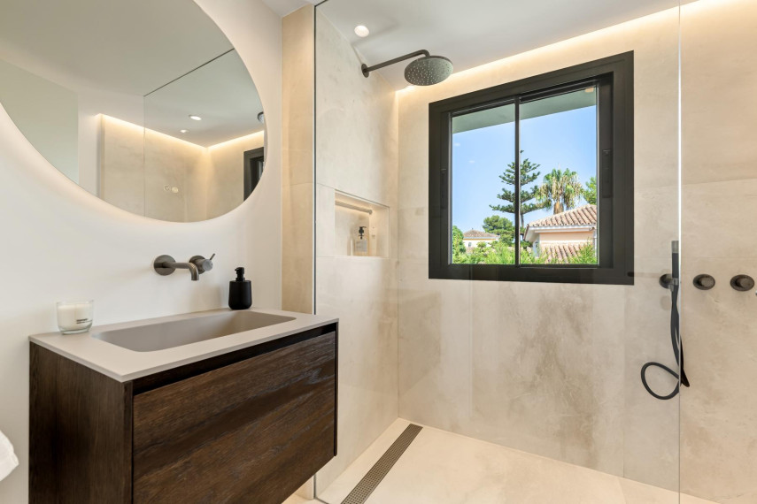 Parduodamas namas Marbella, Ispanija, 2000 m² ploto 6 kambariai 13