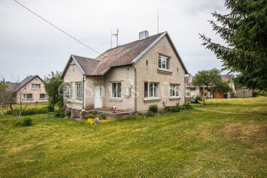 Parduodamas namas Mažeikių r. sav., Ukrinų k., Varduvos, 100.07 m2 ploto, 2 aukštai 12