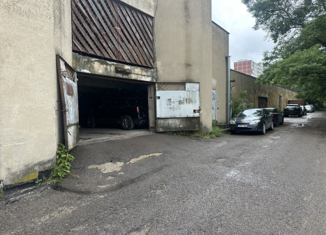 Parduodamas namas Algimanto Petro Kavoliuko g., Vilniaus m., Vilniaus m. sav., 15.5 m2 ploto, 1 aukštai Parduodamas namas Algimanto Petro Kavoliuko g., Vilniaus m., Vilniaus m. sav., 15.5 m2 ploto, 1 aukštai