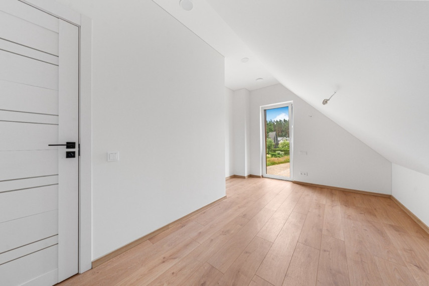 Parduodamas namas Kairėnės Sodų 2-oji g., Vilniaus m., Vilniaus m. sav., 100 m2 ploto, 2 aukštai 25