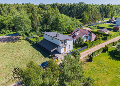 PARDUODAMAS ĮRENGTAS NAMAS SU KUBILU PALANGOJE, GERVUOGIŲ TAK. 44 PARDUODAMAS ĮRENGTAS NAMAS SU KUBILU PALANGOJE, GERVUOGIŲ TAK. 44