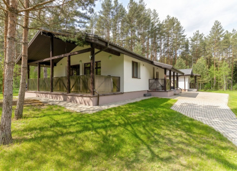 Parduodamas namas Stirnų g., Plytinės k., Šalčininkų r. sav., 200 m2 ploto, 1 aukštai