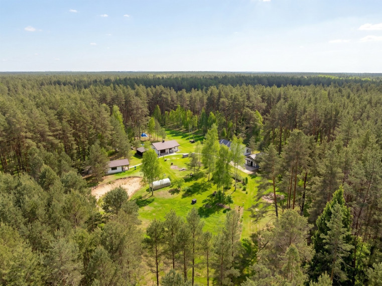Parduodamas namas Stirnų g., Plytinės k., Šalčininkų r. sav., 200 m2 ploto, 1 aukštai 5