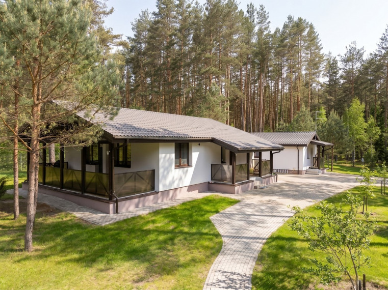 Parduodamas namas Stirnų g., Plytinės k., Šalčininkų r. sav., 200 m2 ploto, 1 aukštai 8