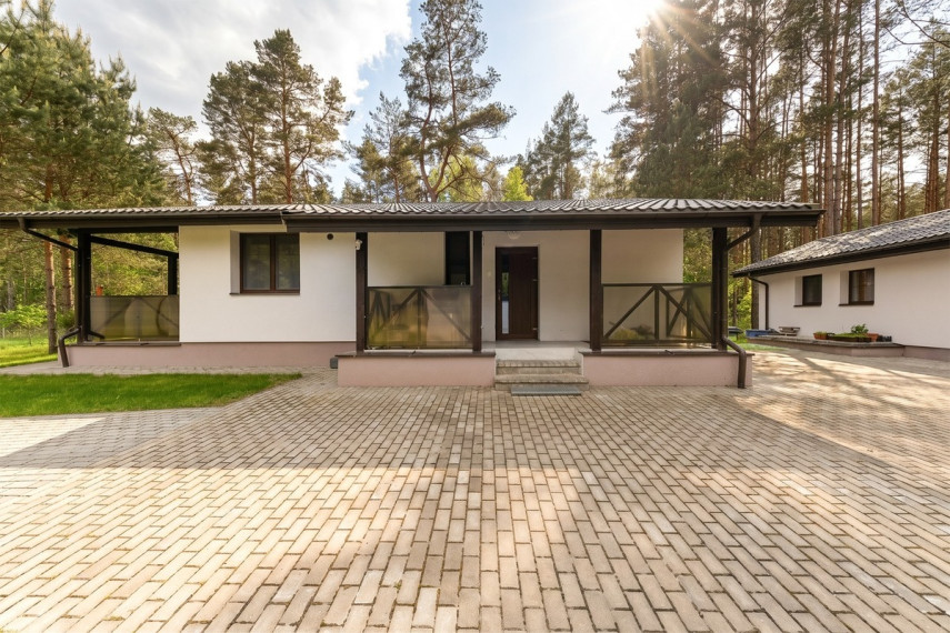 Parduodamas namas Stirnų g., Plytinės k., Šalčininkų r. sav., 200 m2 ploto, 1 aukštai 10