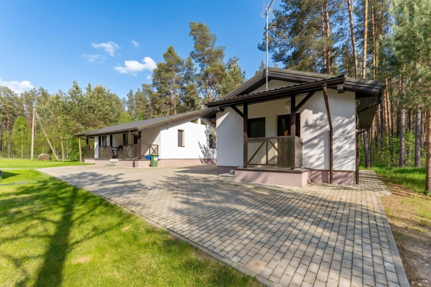 Parduodamas namas Stirnų g., Plytinės k., Šalčininkų r. sav., 200 m2 ploto, 1 aukštai 17