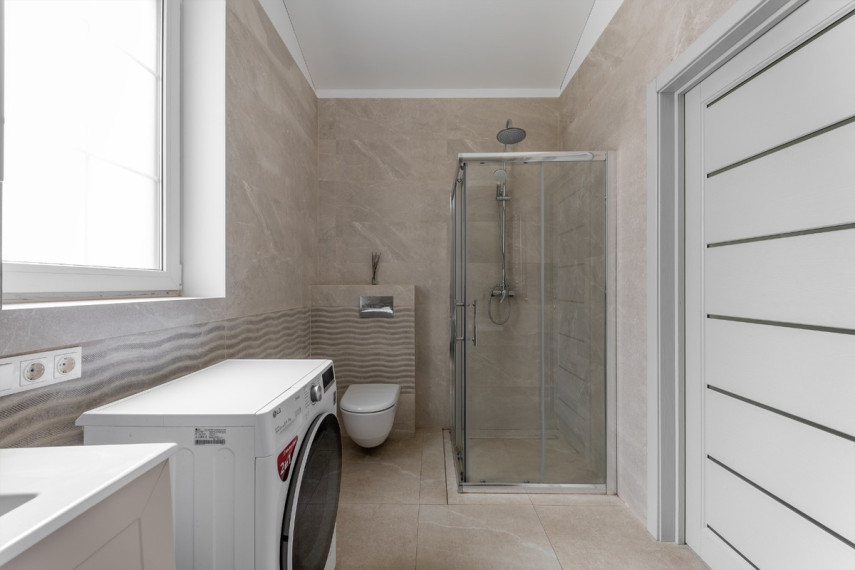 Parduodamas namas Stirnų g., Plytinės k., Šalčininkų r. sav., 200 m2 ploto, 1 aukštai 25