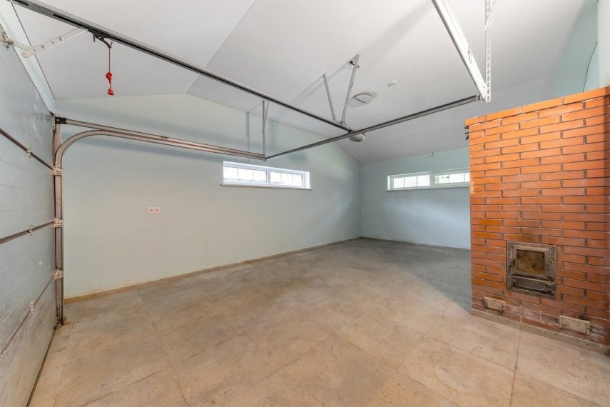 Parduodamas namas Stirnų g., Plytinės k., Šalčininkų r. sav., 200 m2 ploto, 1 aukštai 36