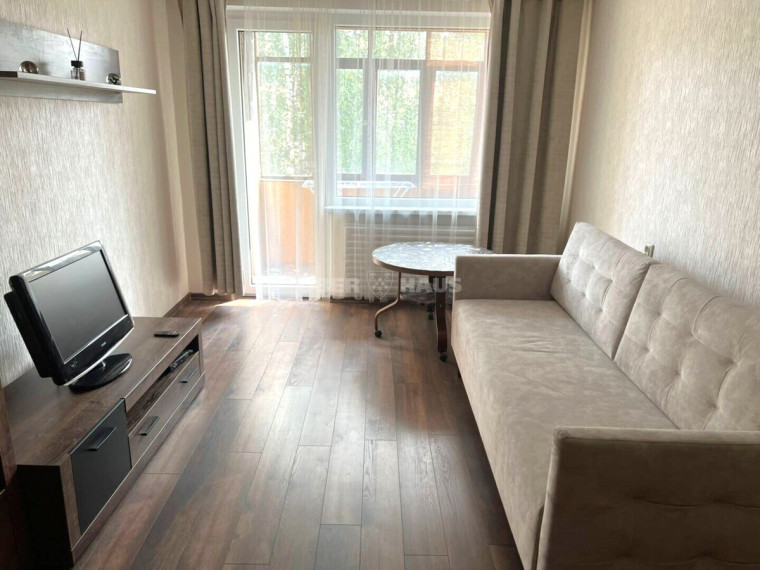 Nuomojamas butas F. Vaitkaus g., Centras, Panevėžio m., Panevėžio m. sav., 36 m2 ploto, 1 kambariai 3
