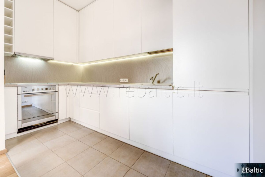Nuomojamas butas Šv. Jono g., Vilniaus m., Vilniaus m. sav., 80 m2 ploto, 3 kambariai 7