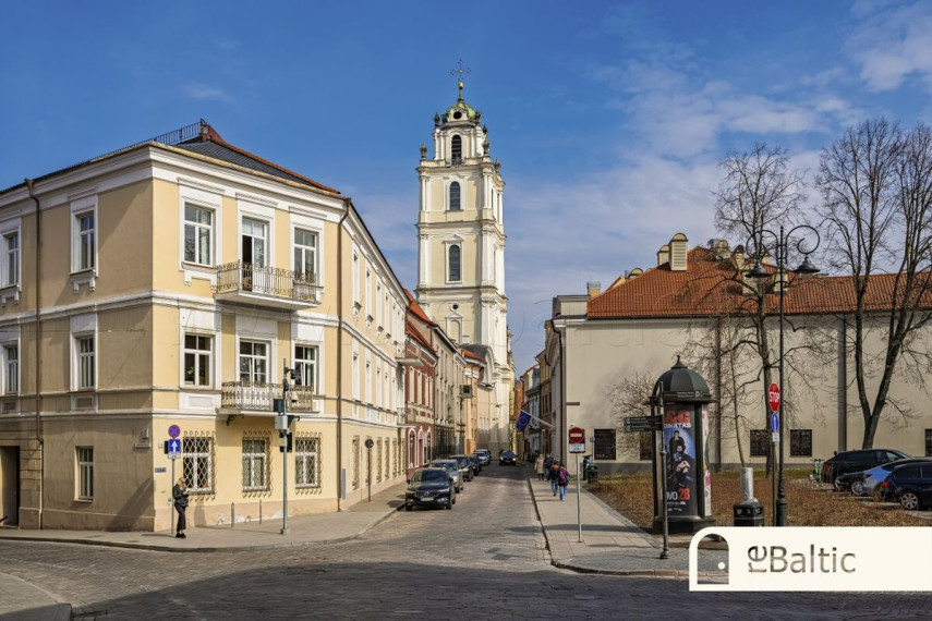 Nuomojamas butas Šv. Jono g., Vilniaus m., Vilniaus m. sav., 80 m2 ploto, 3 kambariai 25