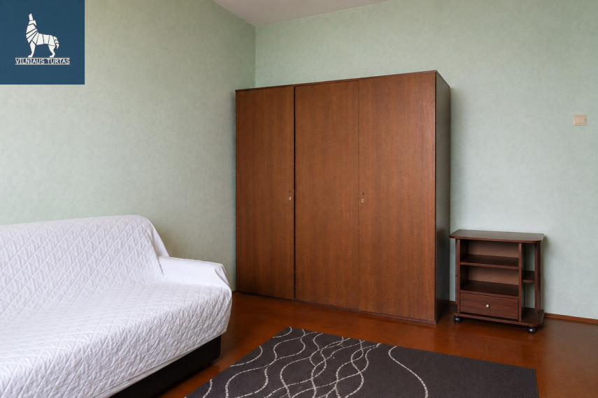 Nuomojamas butas Šeškinės g., Šeškinė, Vilniaus m., Vilniaus m. sav., 15 m2 ploto, 1 kambariai 4