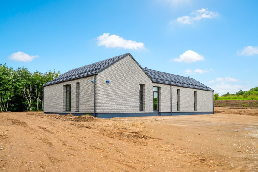 Parduodamas namas Muzikos g., Platiniškių I k., Vilniaus r. sav., 164 m2 ploto, 1 aukštai 4