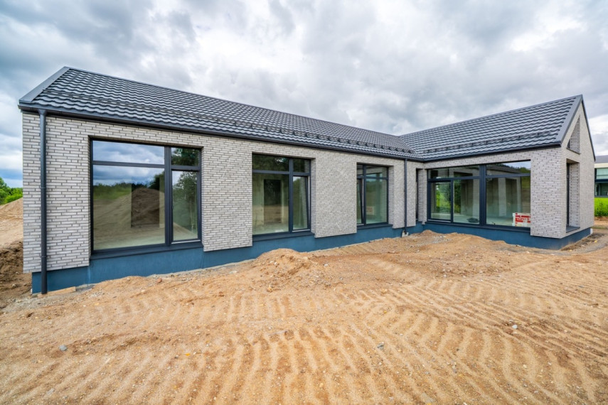 Parduodamas namas Muzikos g., Platiniškių I k., Vilniaus r. sav., 164 m2 ploto, 1 aukštai 2
