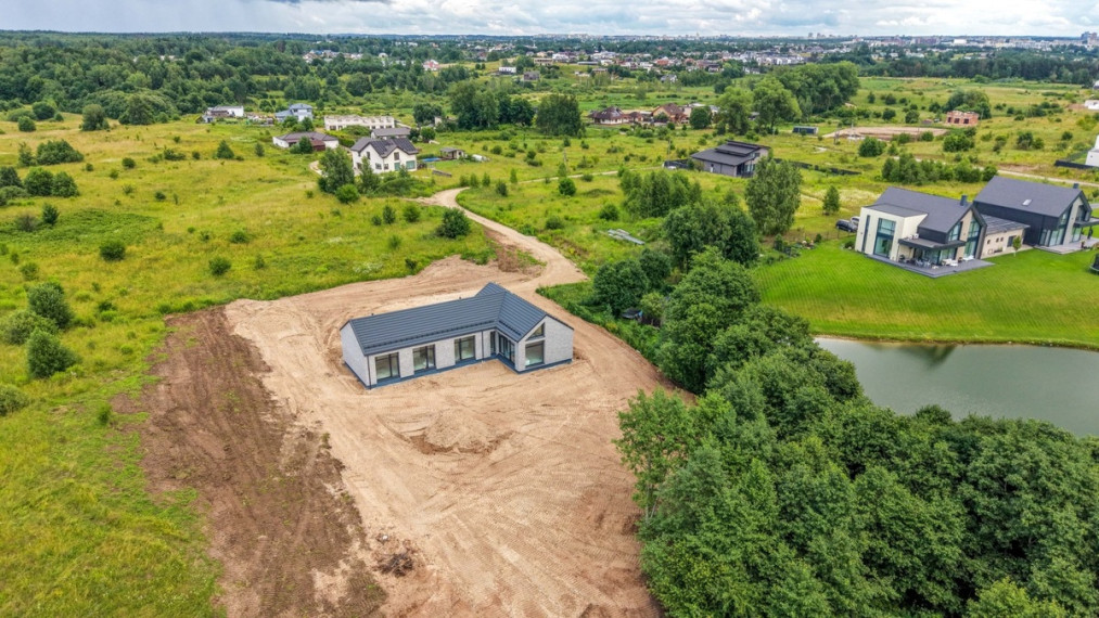Parduodamas namas Muzikos g., Platiniškių I k., Vilniaus r. sav., 164 m2 ploto, 1 aukštai 11