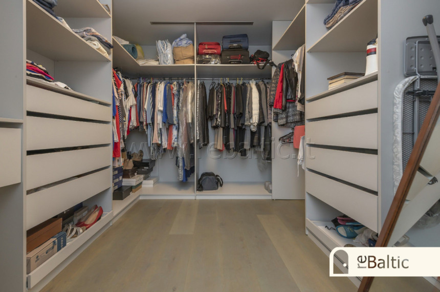 Nuomojamas namas Turniškių g., Vilniaus m., Vilniaus m. sav., 350 m2 ploto, 2 aukštai 25