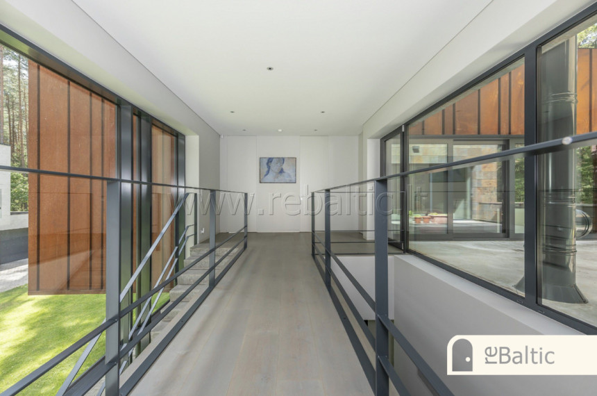 Nuomojamas namas Turniškių g., Vilniaus m., Vilniaus m. sav., 350 m2 ploto, 2 aukštai 32