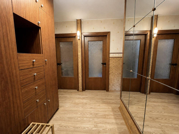 Parduodamas butas Birželio 23-iosios g., Dainava, Kauno m., Kauno m. sav., 62.00 m² ploto 3 kambariai 16