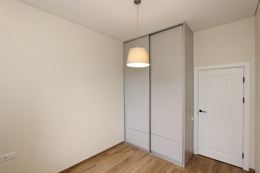 Parduodamas butas Tvenkinio g., Linksmakalnio k., Kauno r. sav., 36 m² ploto 1 kambarys 7