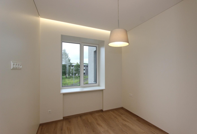 Parduodamas butas Tvenkinio g., Linksmakalnio k., Kauno r. sav., 36 m² ploto 1 kambarys 8