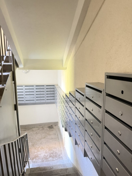 Nuomojamas butas Klaipėdos apskritis, Klaipėda, Vėtrungės, Paryžiaus Komunos g., 21 m2 ploto, 1 kambariai 10