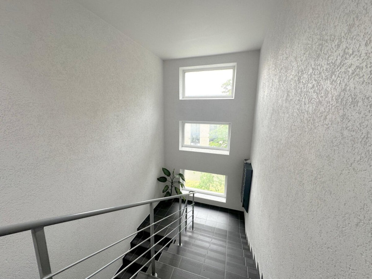 Nuomojamas butas Kalvarijų g., Žirmūnai, Vilniaus m., Vilniaus m. sav., 25 m2 ploto, 1 kambariai 16