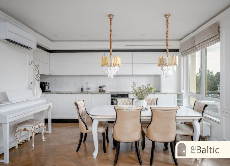 Parduodamas butas Eišiškių pl., Vilniaus m., Vilniaus m. sav., 103.5 m2 ploto, 4 kambariai Parduodamas butas Eišiškių pl., Vilniaus m., Vilniaus m. sav., 103.5 m2 ploto, 4 kambariai