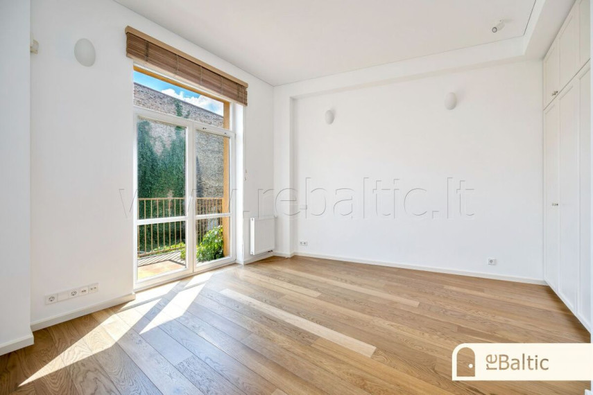 Nuomojamas butas Klaipėdos g., Vilniaus m., Vilniaus m. sav., 92.86 m2 ploto, 3 kambariai 24