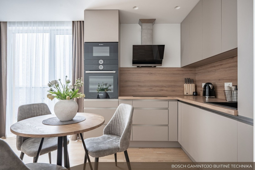 Nuomojamas butas Fabijoniškių g., Vilniaus m., Vilniaus m. sav., 66 m2 ploto, 3 kambariai 6