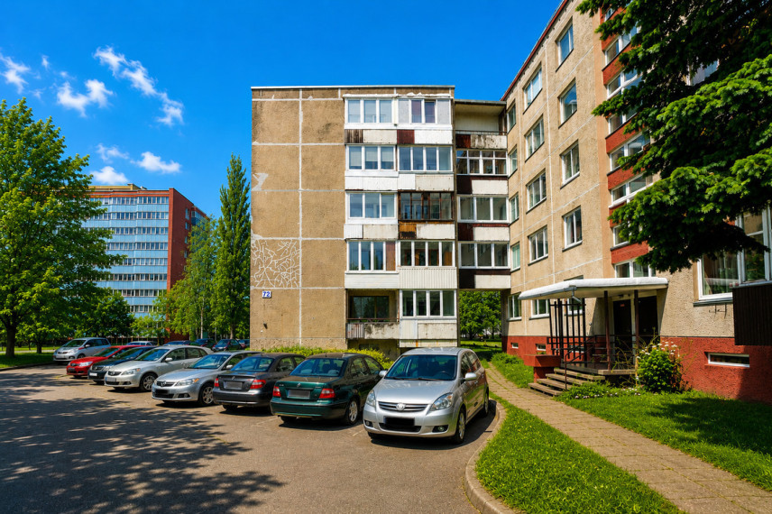 Parduodamas butas Debreceno g., Klaipėda, 62 kv.m ploto, 3 kambariai 2