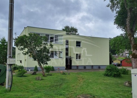 Parduodamas butas Žemaičių g., Padvarių k., Kretingos r. sav., 48 m2 ploto, 2 kambariai Parduodamas butas Žemaičių g., Padvarių k., Kretingos r. sav., 48 m2 ploto, 2 kambariai