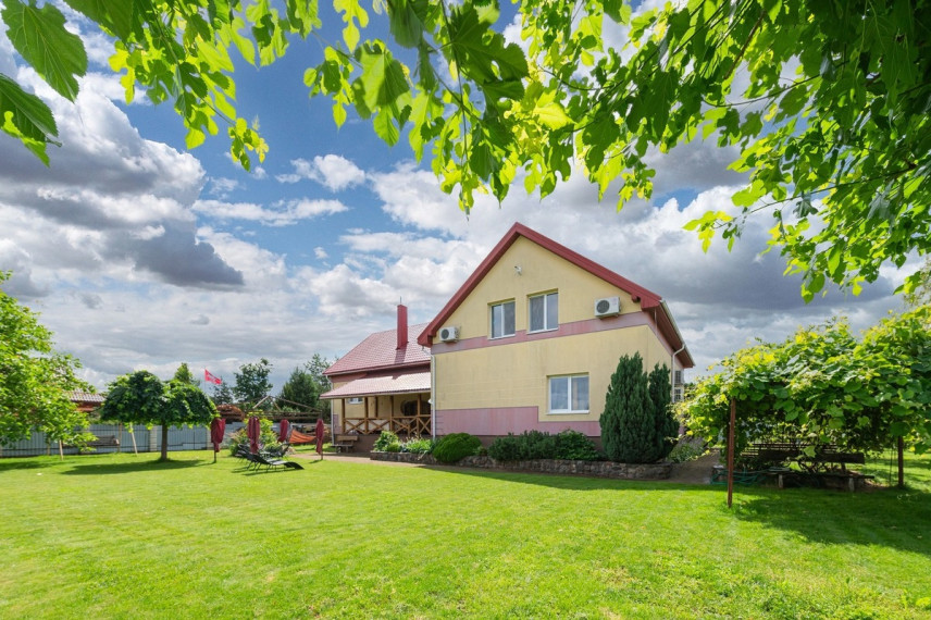 Parduodamas namas Sodų g., Narsiečių k., Kauno r. sav., 388.81 m2 ploto, 2 aukštai 2
