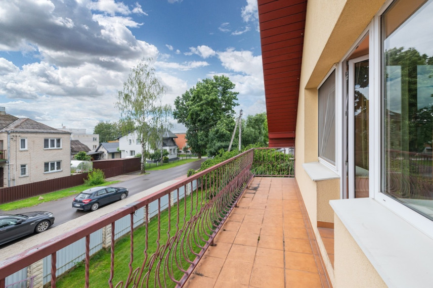 Parduodamas namas Sodų g., Narsiečių k., Kauno r. sav., 388.81 m2 ploto, 2 aukštai 24