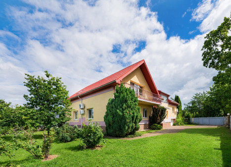 Parduodamas namas Sodų g., Narsiečių k., Kauno r. sav., 388.81 m2 ploto, 2 aukštai Parduodamas namas Sodų g., Narsiečių k., Kauno r. sav., 388.81 m2 ploto, 2 aukštai