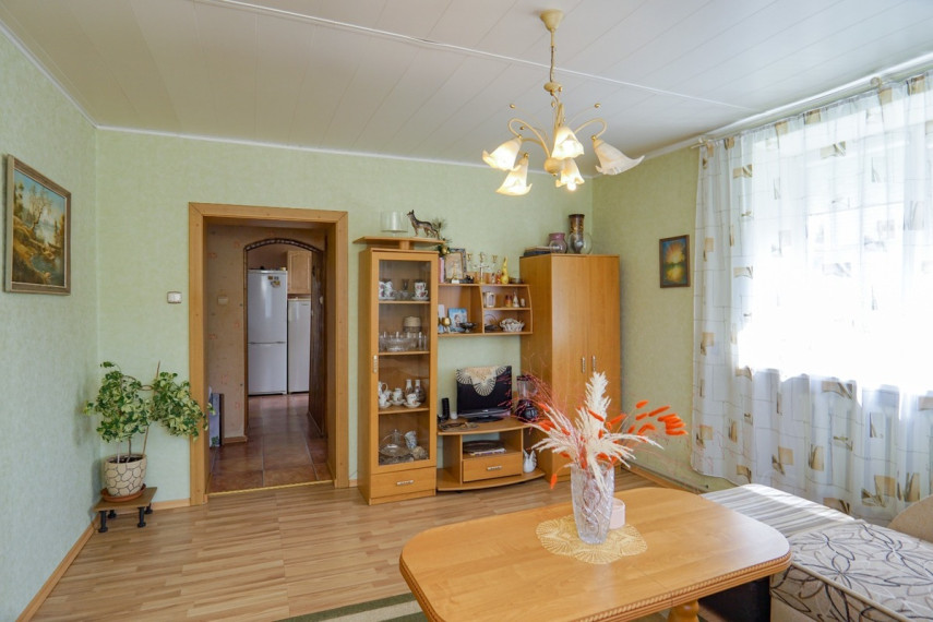 Parduodamas namas K. Binkio g., Panevėžio m., Panevėžio m. sav., 126.07 m2 ploto, 2 aukštai 10